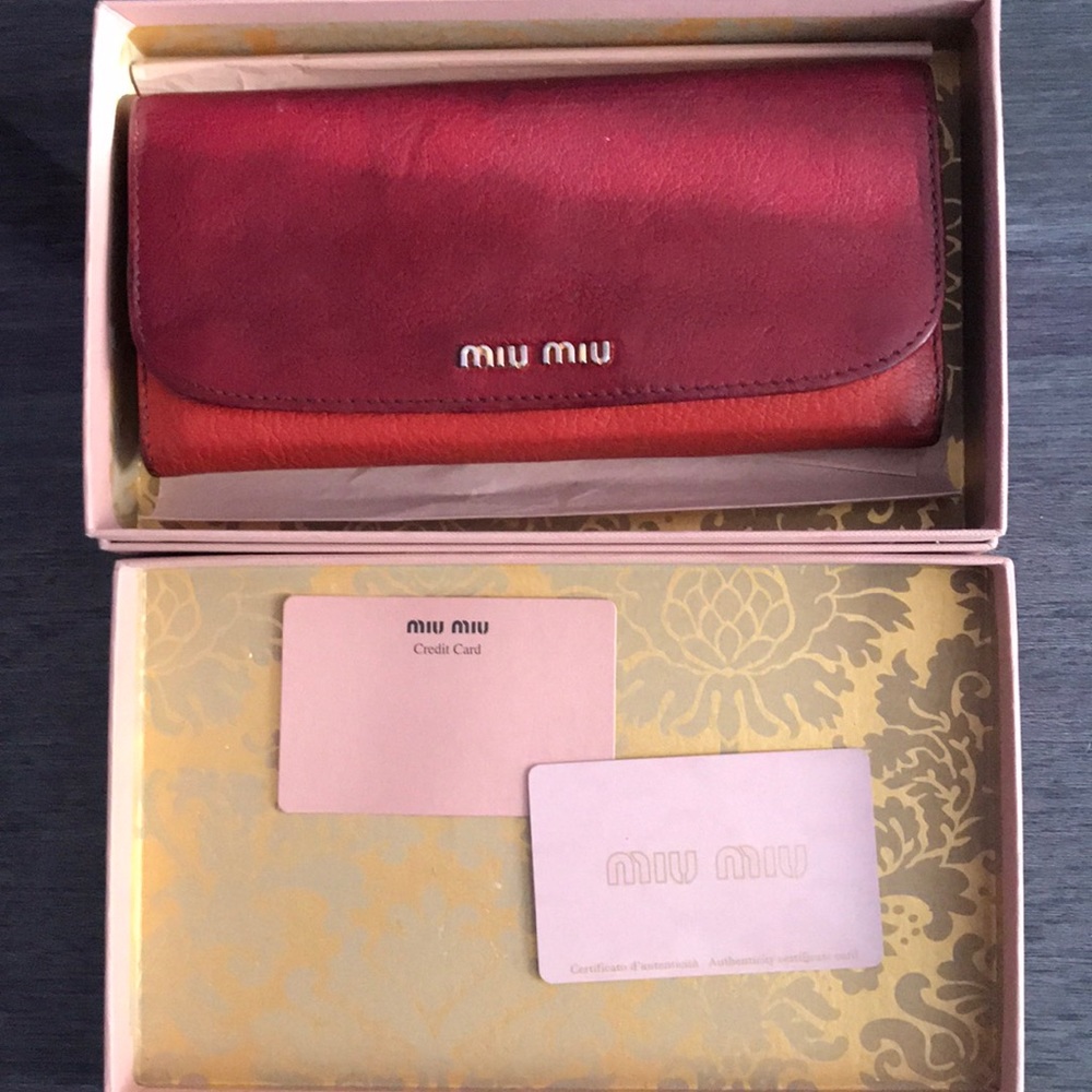 Miu miu bicolor wallet